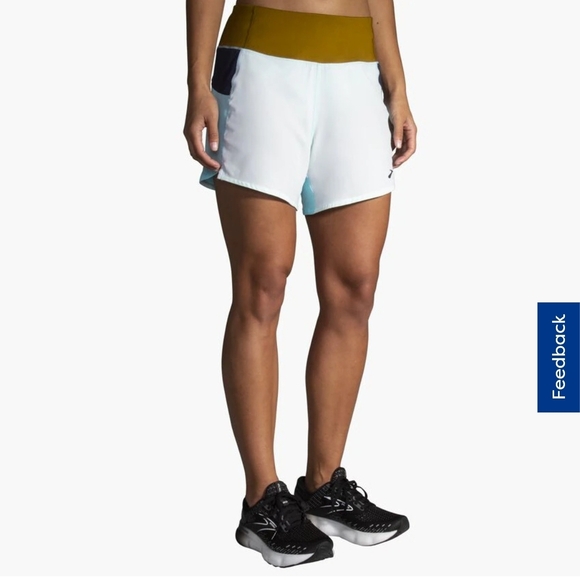 Brooks Chaser 5" Women Shorts - Picture 2 of 11